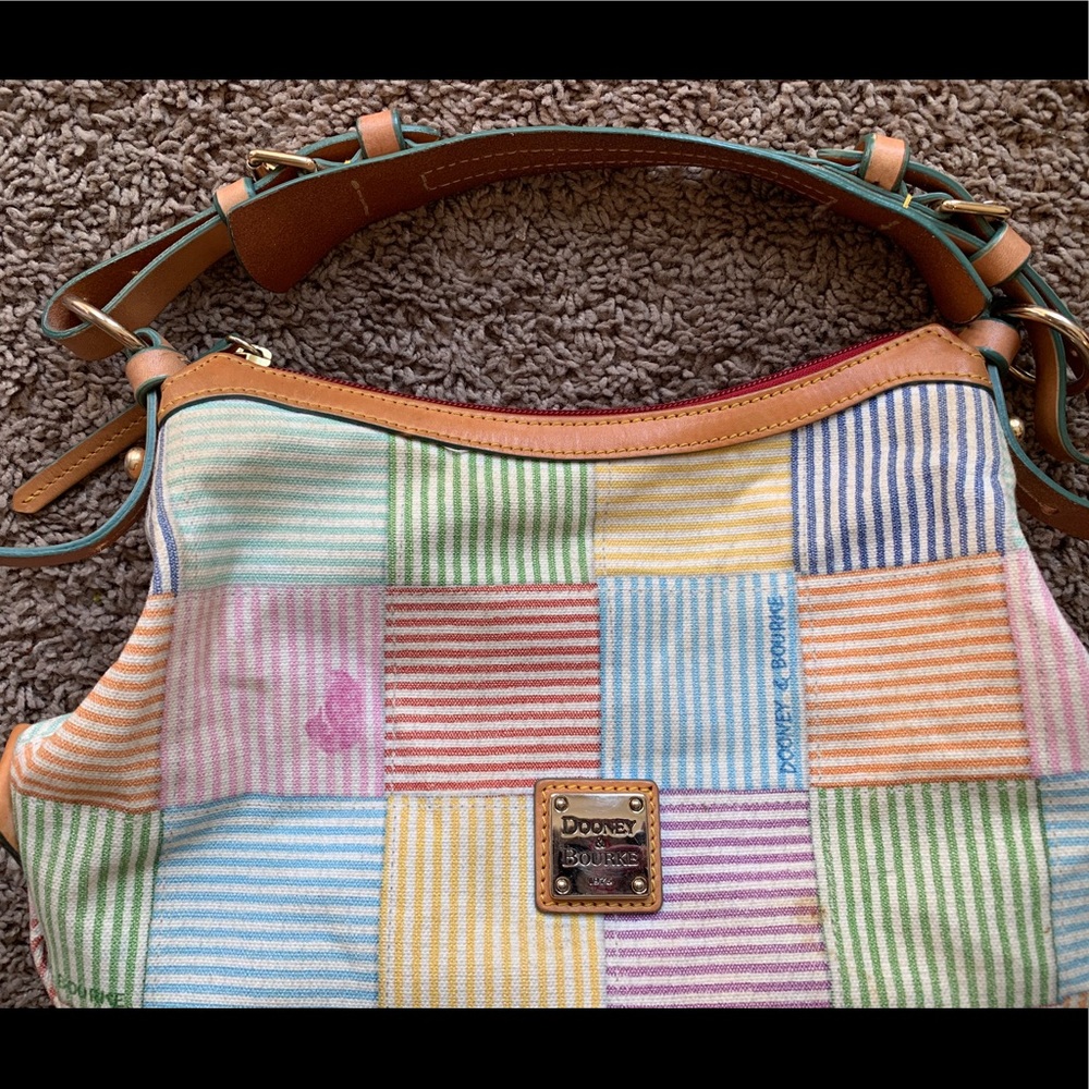 Dooney & Bourke small purse